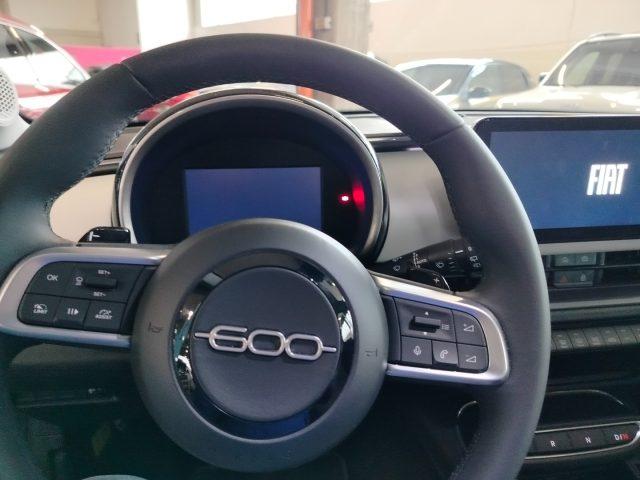 FIAT 600 Hybrid 100 CV DCT MHEV La Prima