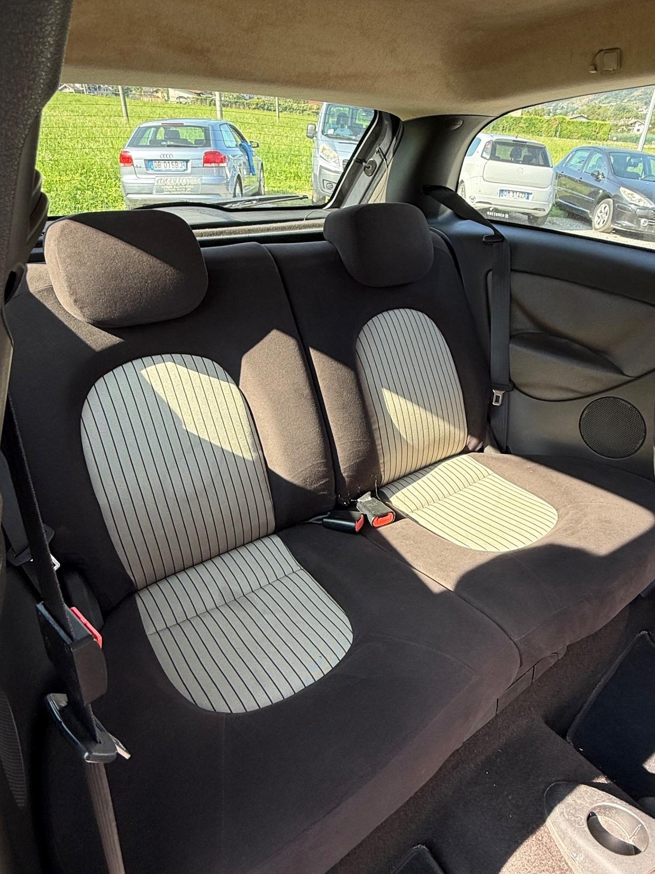 Lancia Ypsilon 1.2 Argento