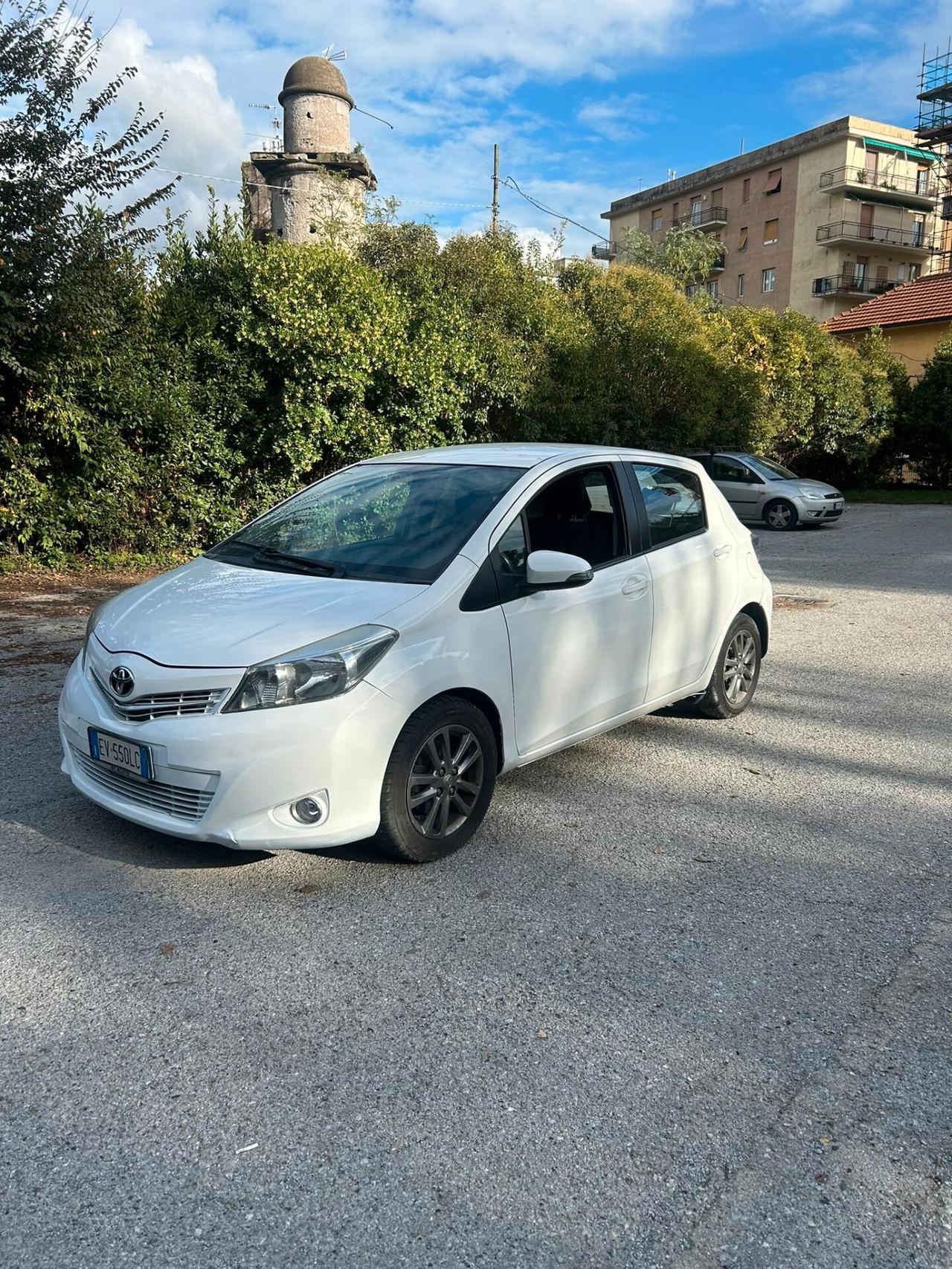 Toyota Yaris 1.4 D-4D 5 porte Lounge