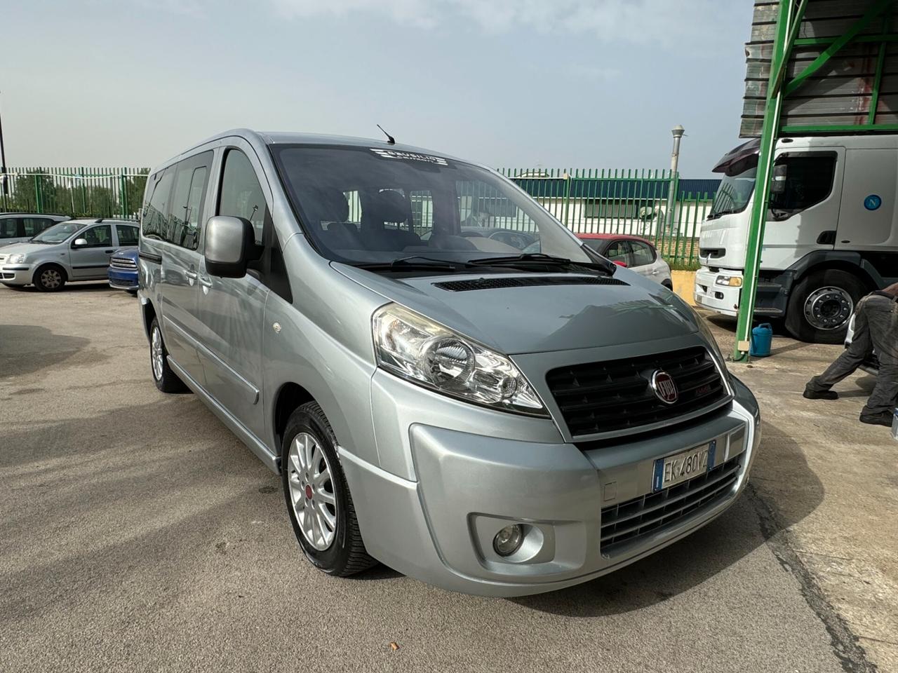 Fiat Scudo Panorama 5 posti autocarro o 9 posti autovettura (motore nuovo)