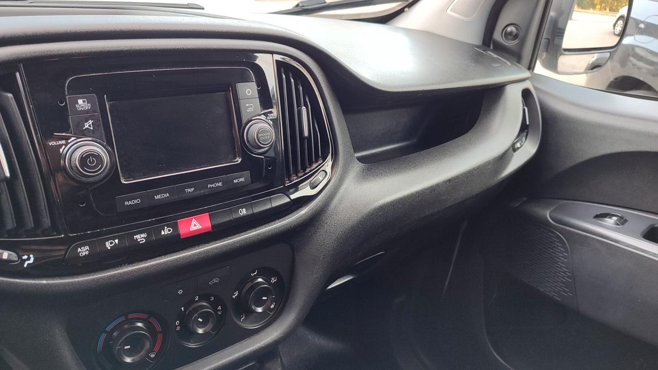 Fiat Doblo 1.6 MJT - 3 POSTI -