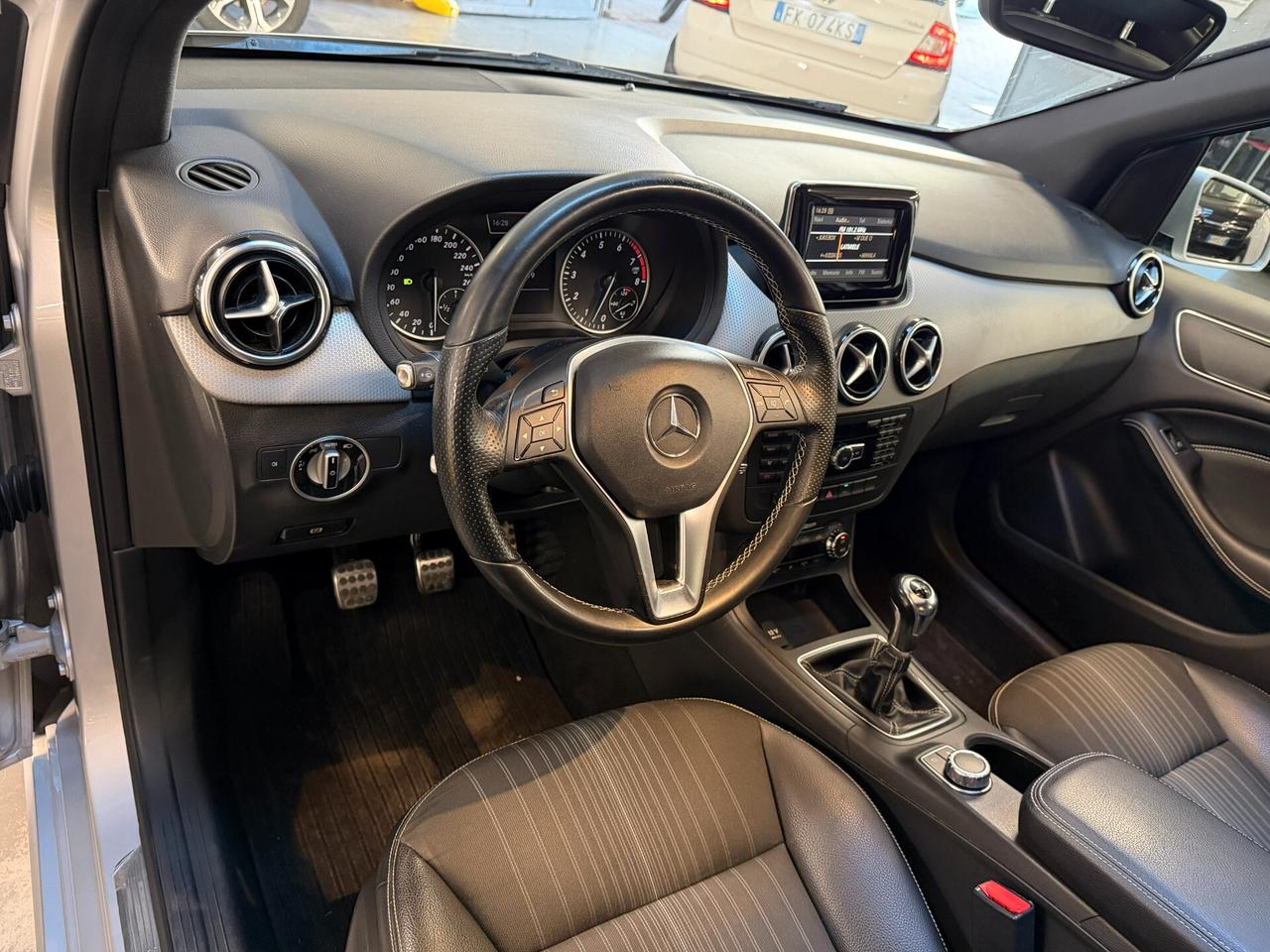 Mercedes-benz B 200 TETTO APRIBILE !