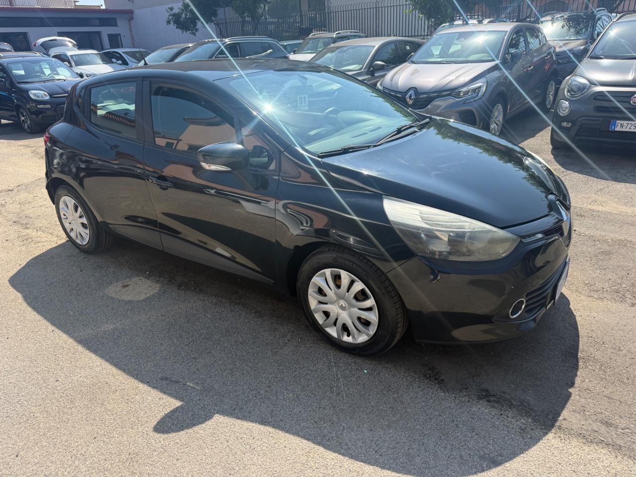 Renault Clio 1.5 dCi 8V 75CV 5 porte Wave