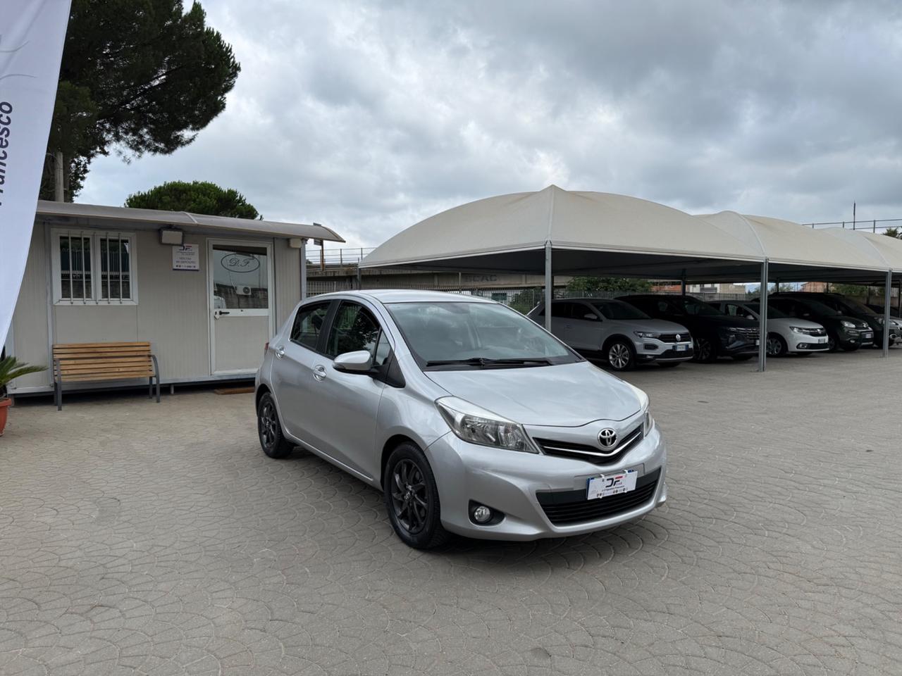 Toyota Yaris 1.4 D-4D 5 porte Active