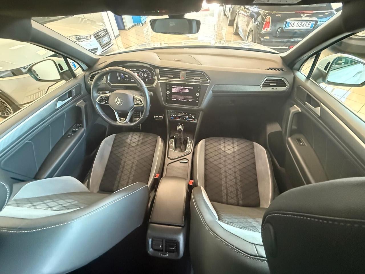 Volkswagen Tiguan 2.0 TDI 150 CV SCR DSG R-Line