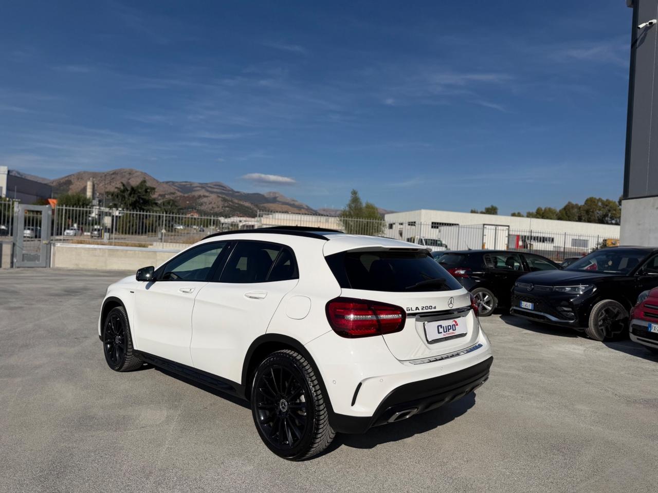 Mercedes-benz GLA 200 d Automatic Premium Night Edition