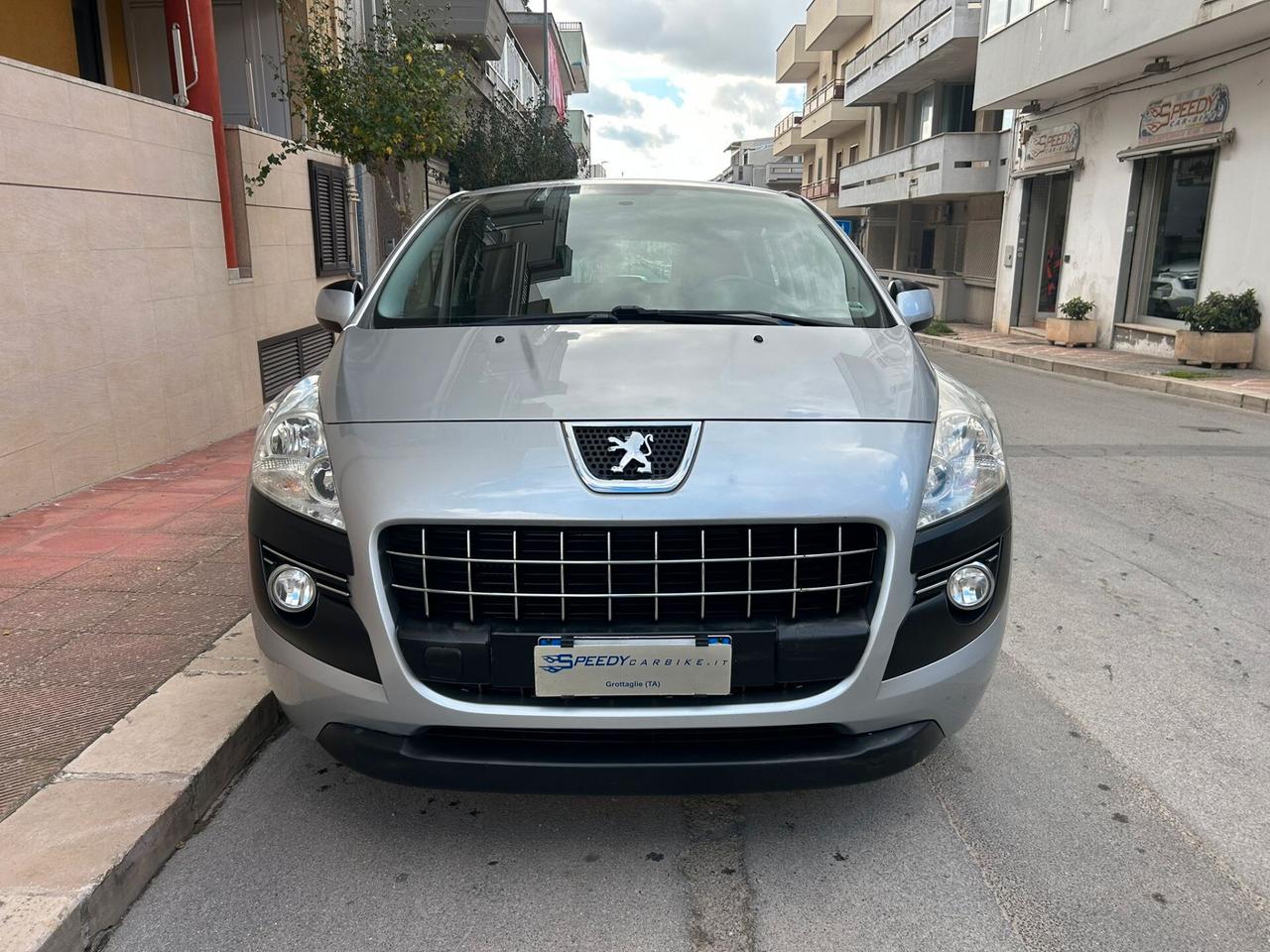 Peugeot 3008 1.6 HDi 110CV Business