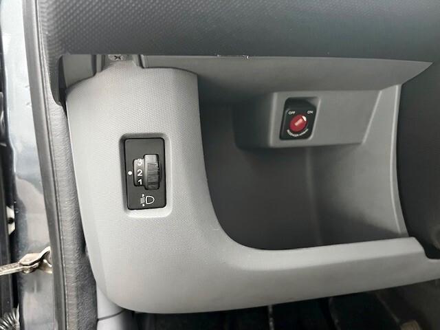 Peugeot 107 1.0 Active 5p 69 CV "X NEOPATENTATI"