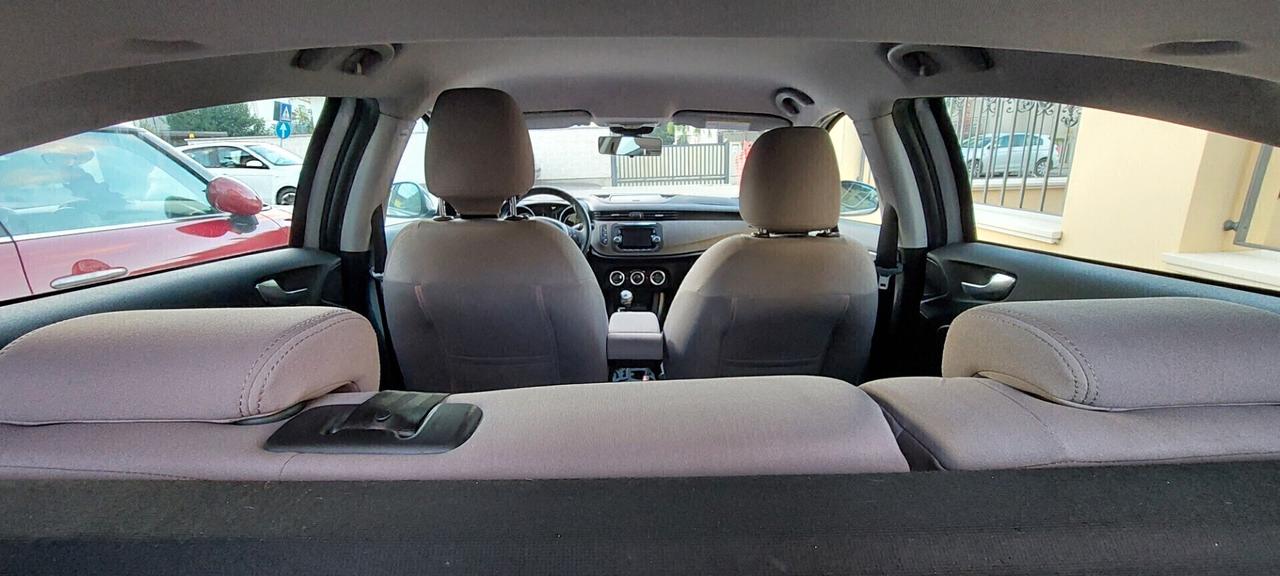 GIULIETTA 1,6 DIESEL 105 CV X NEOPATENTATI TELEFONO LEGA SENSORI FULL IMPECCABILE