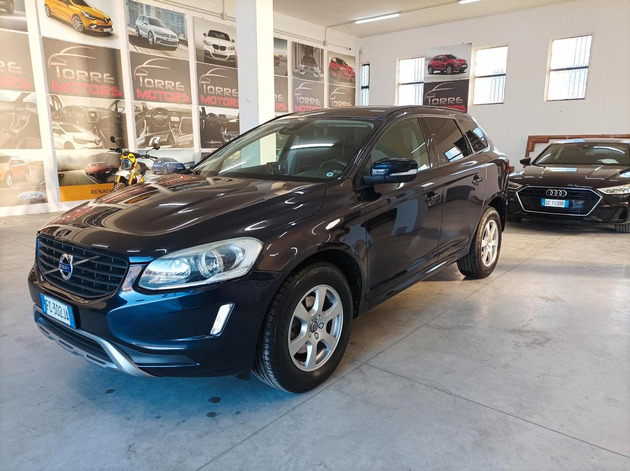 Volvo XC 60 CV 190 D4 Momentum 02/2016