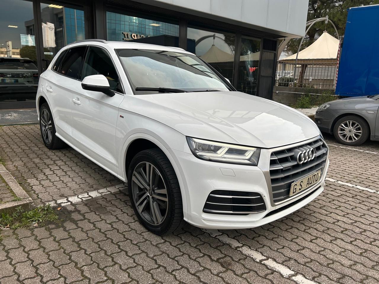 Audi Q5 40 2.0 tdi Sport S-Line quattro 190cv GRANDINATA