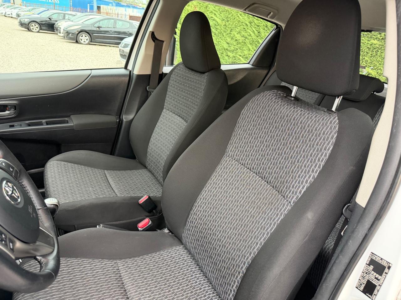 Toyota Yaris 1.0 5 porte Active