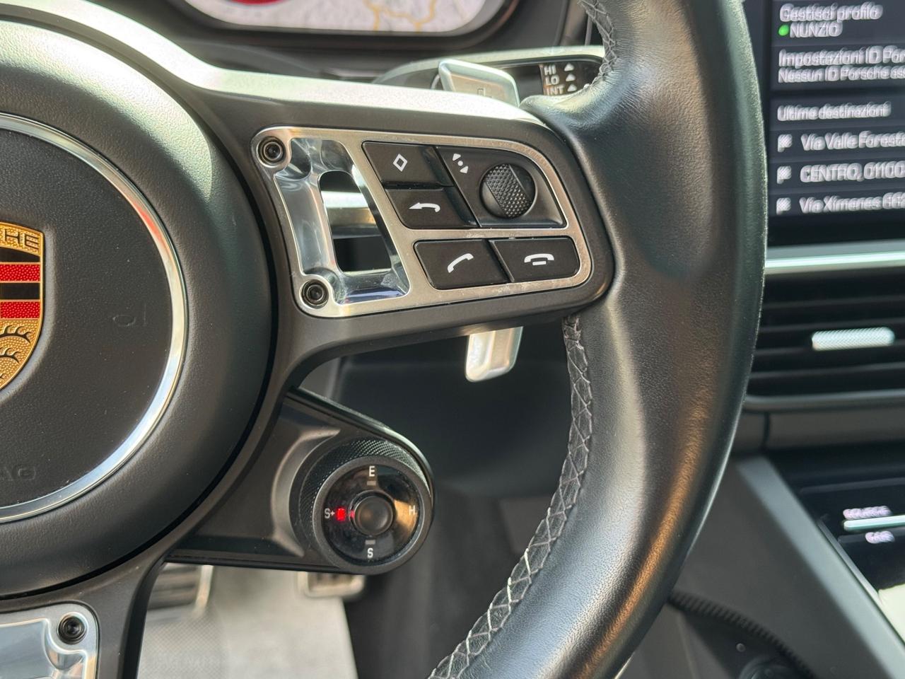 PORSCHE CAYENNE COUPE' TURBO S 4.0 V8 680 CV E-HYBRID LAVA ORANGE FULL IVA