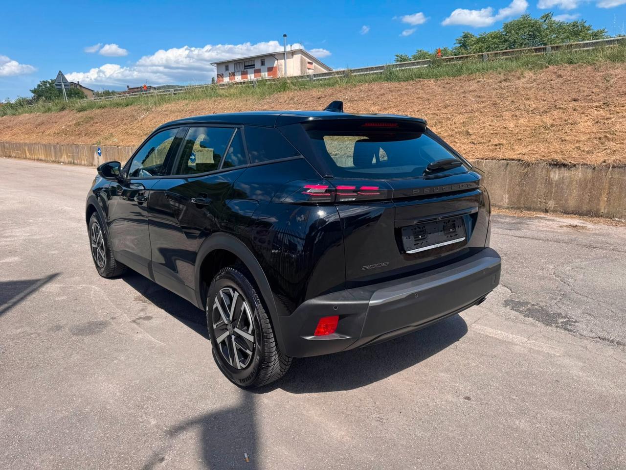 Peugeot 2008 PureTech 100 S&S Allure