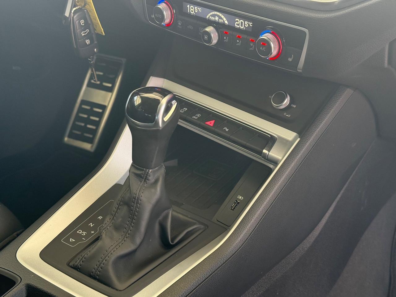 Audi Q3 40 TDI quattro S tronic line edition