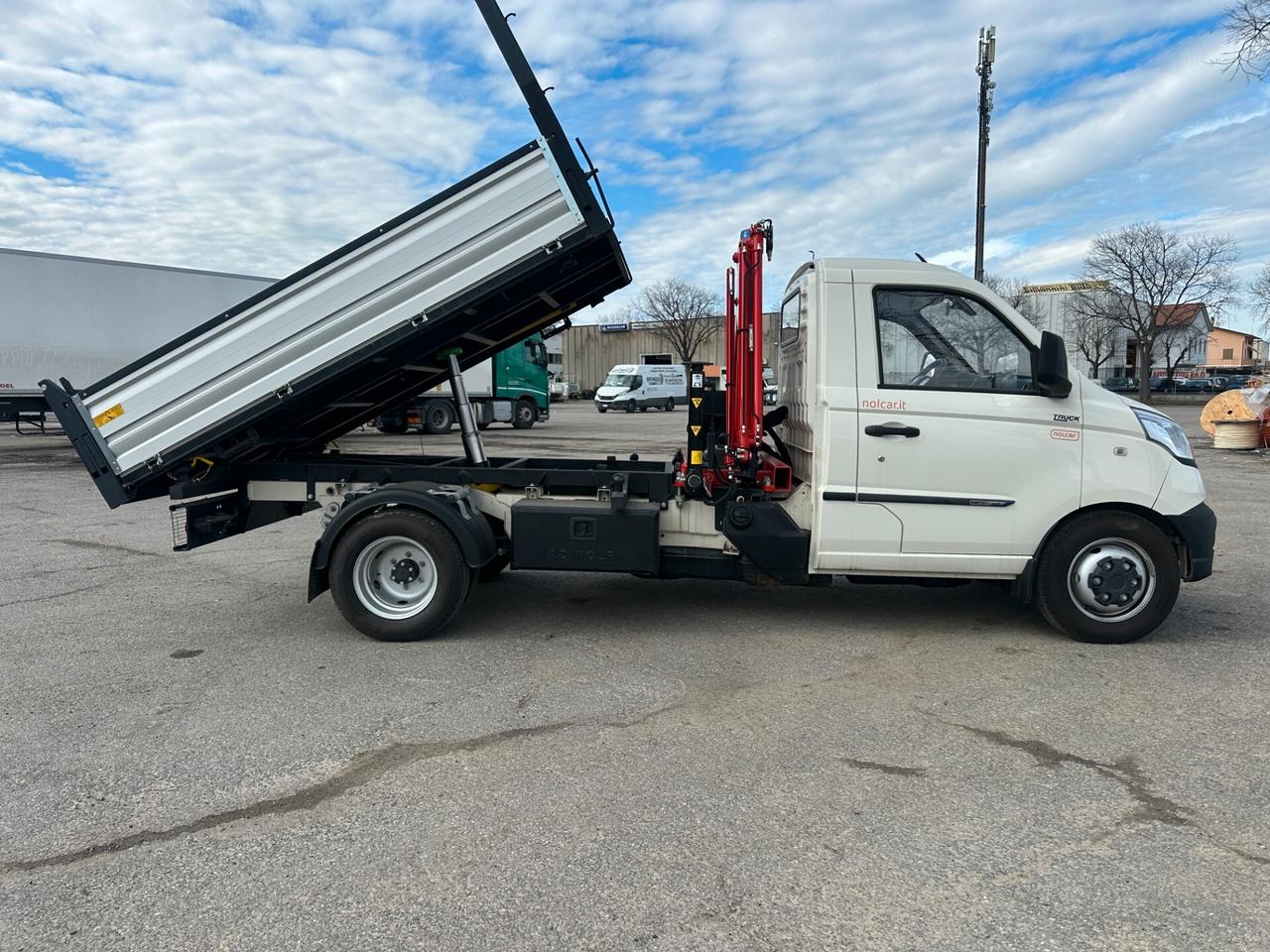 Piaggio Porter NP6 TWB CHAS 325 LR LPG TOP WHITE