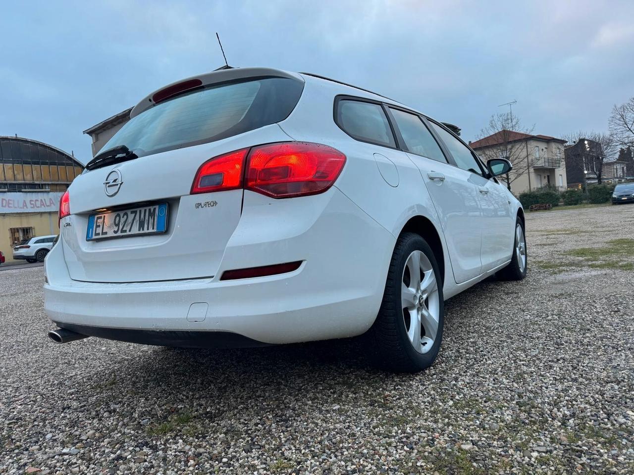 Opel Astra 1.4 Turbo 140CV Sports Tourer GPL Tech Elective