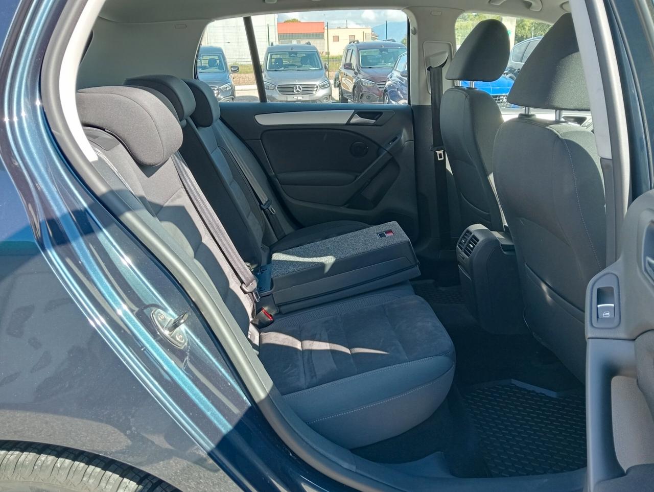 Volkswagen Golf 1.6TDI 5p. Highline