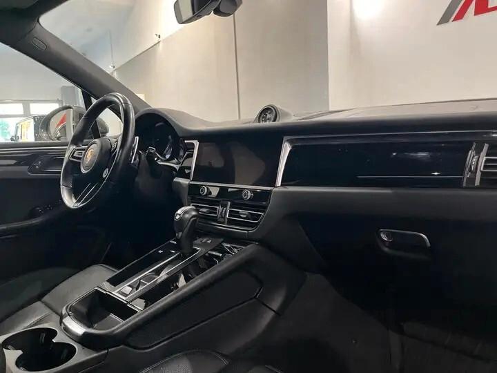 Porsche Macan 2.0 T