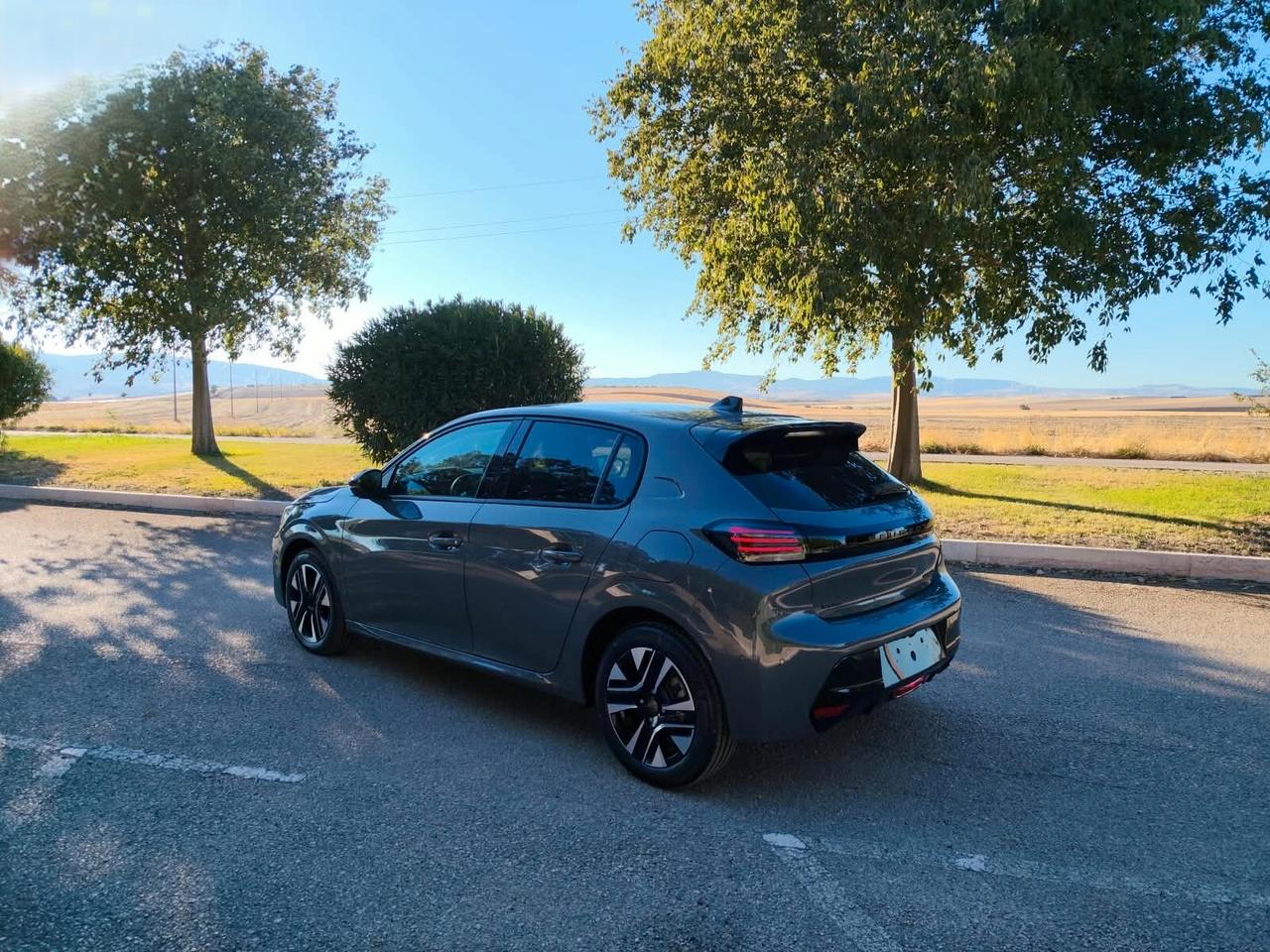 Peugeot 208 Hybrid 110 e-DCS6 Allure
