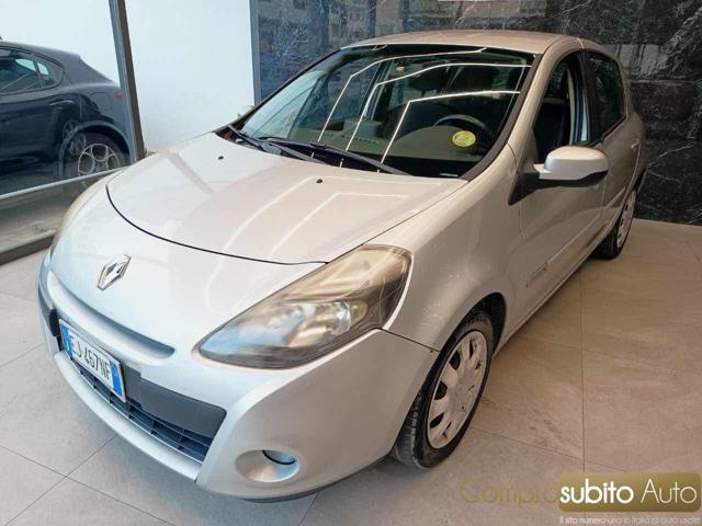 RENAULT Clio 1.2 16V 5 porte Dynamique