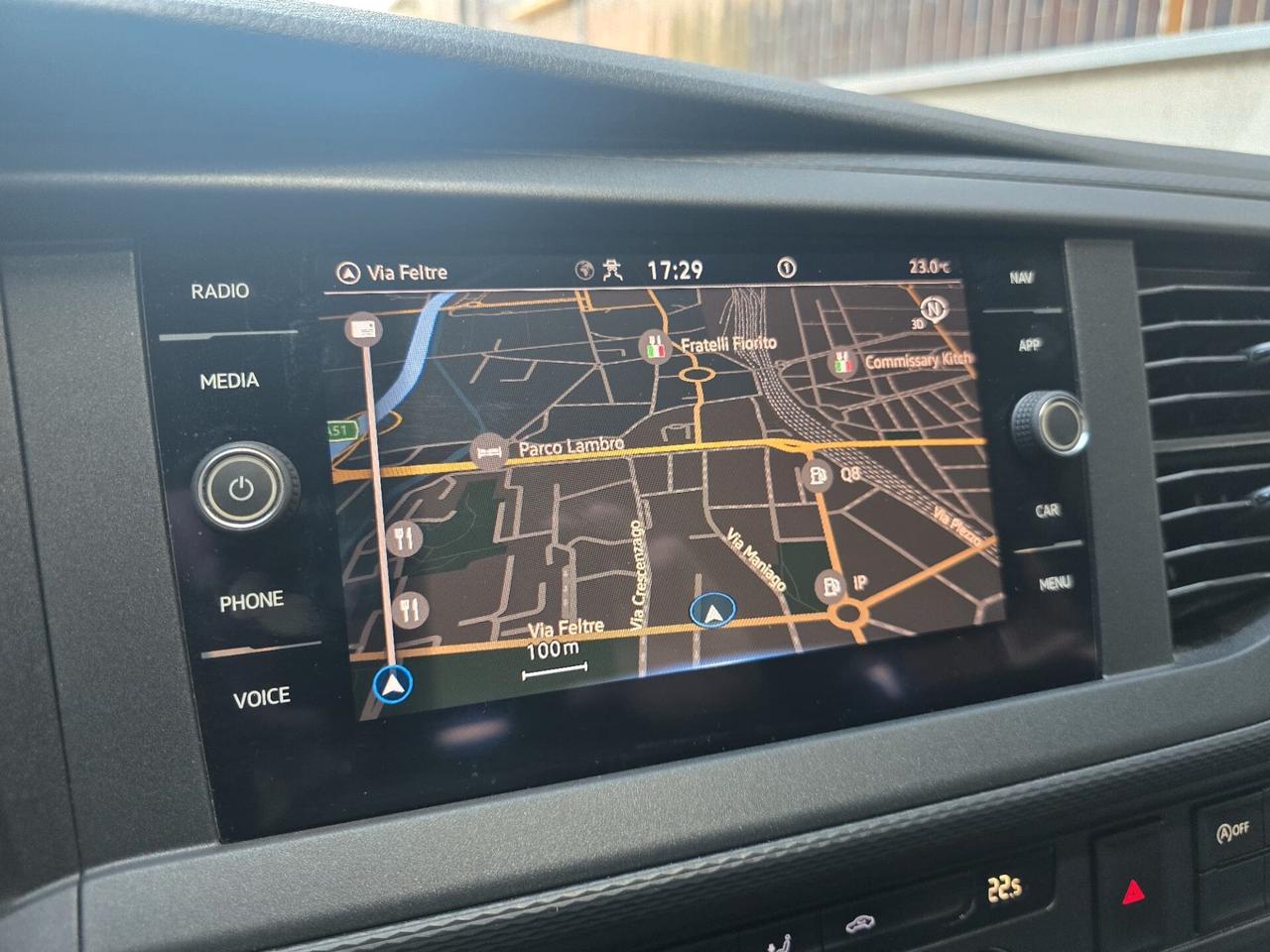 Volkswagen Caravelle 2.0 TDI 150CV DSG PC Comfortline