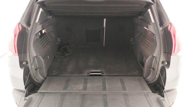 PEUGEOT 3008 BlueHDi 150 S&S Business
