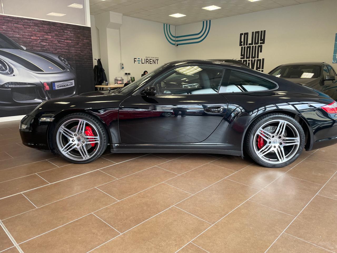 Porsche 911 Carrera 4S Coupé