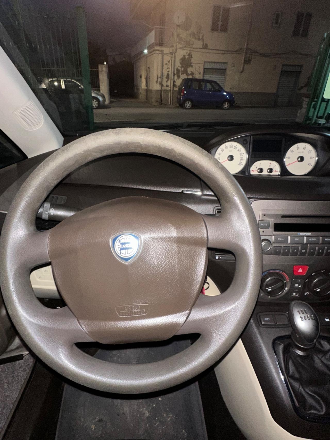 Lancia MUSA 1.4 16V Platino Plus