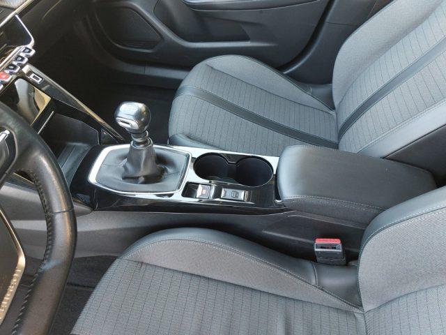 PEUGEOT 2008 BlueHDi 110 S&S Allure Pack