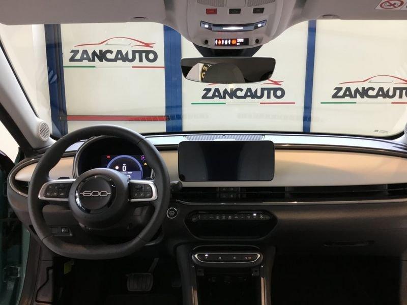FIAT 600 1.2 Hybrid 110cv La Prima II