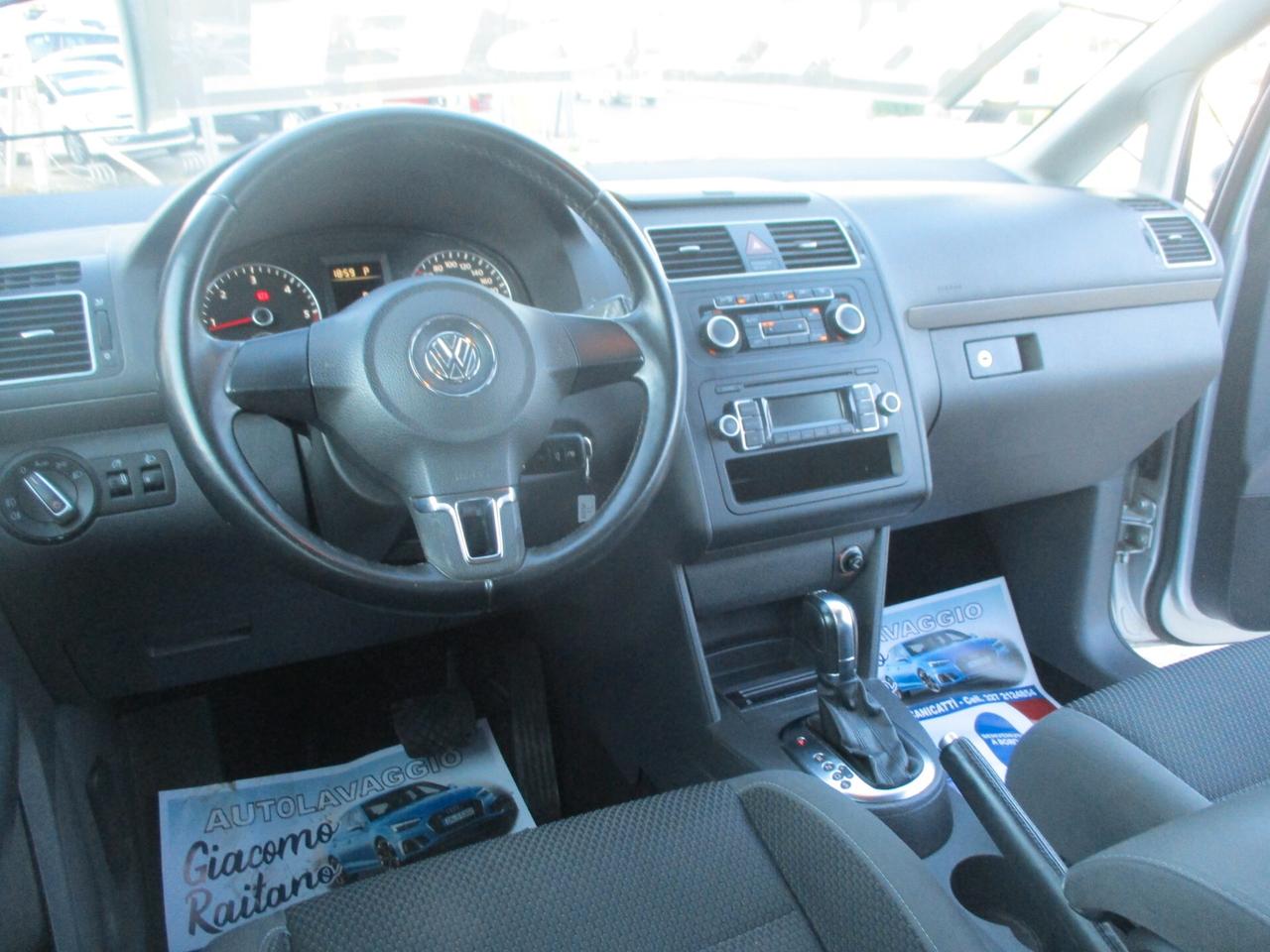 Volkswagen Touran 1.6 TDI DSG MOLTO BELLO 2012