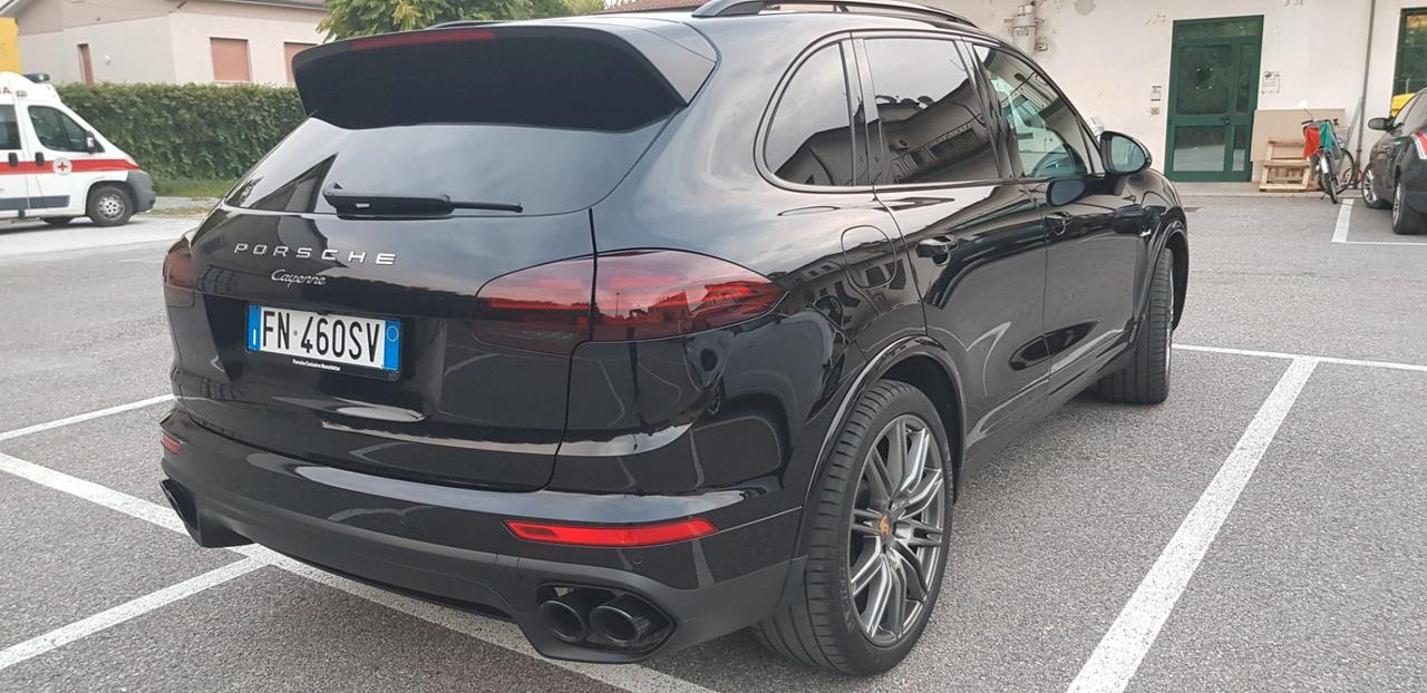 Porsche Cayenne 3.0 Diesel Platinum Edition-permut-garanz