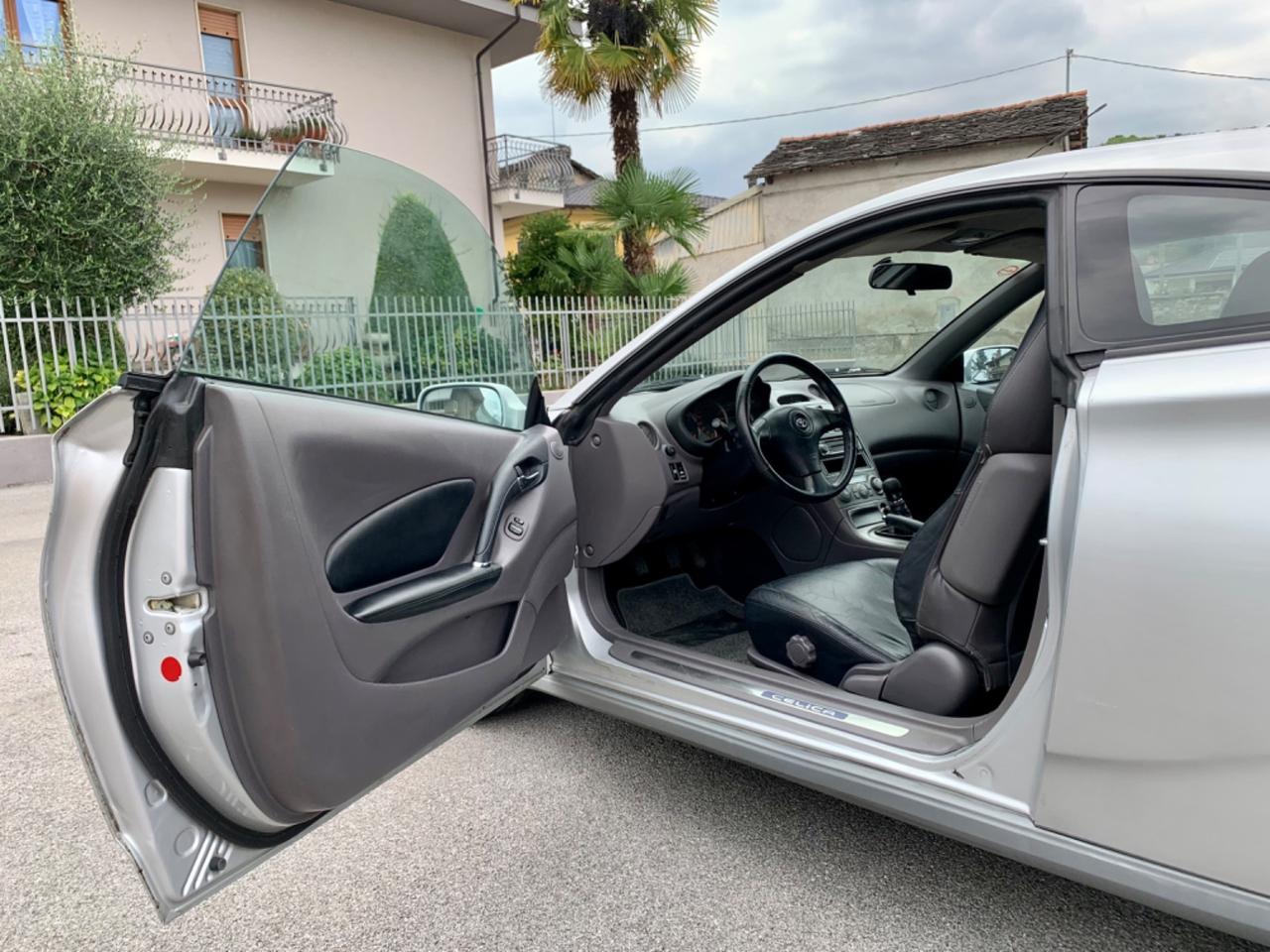 Toyota Celica 1.8 16V VVT-i