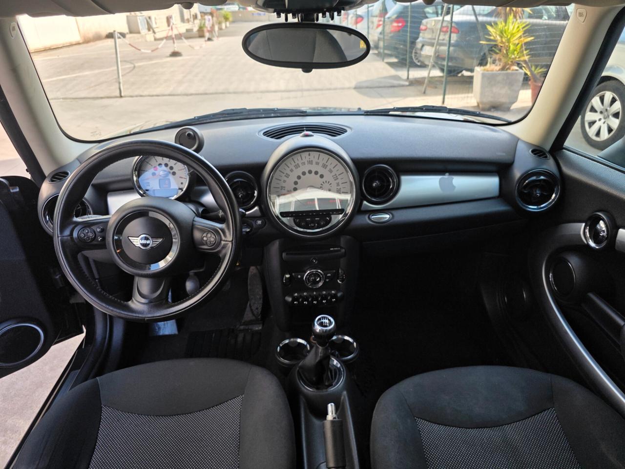 Mini 1.6 16V Cooper SOLO 130 mila km