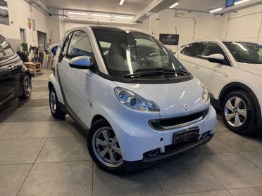 Smart ForTwo 1000 52 kW MHD coupé pure NEOPATENTATI