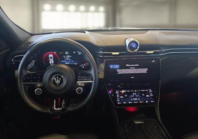 MASERATI Grecale MHEV 330 CV AWD Modena *TETTO PANORAMICO*