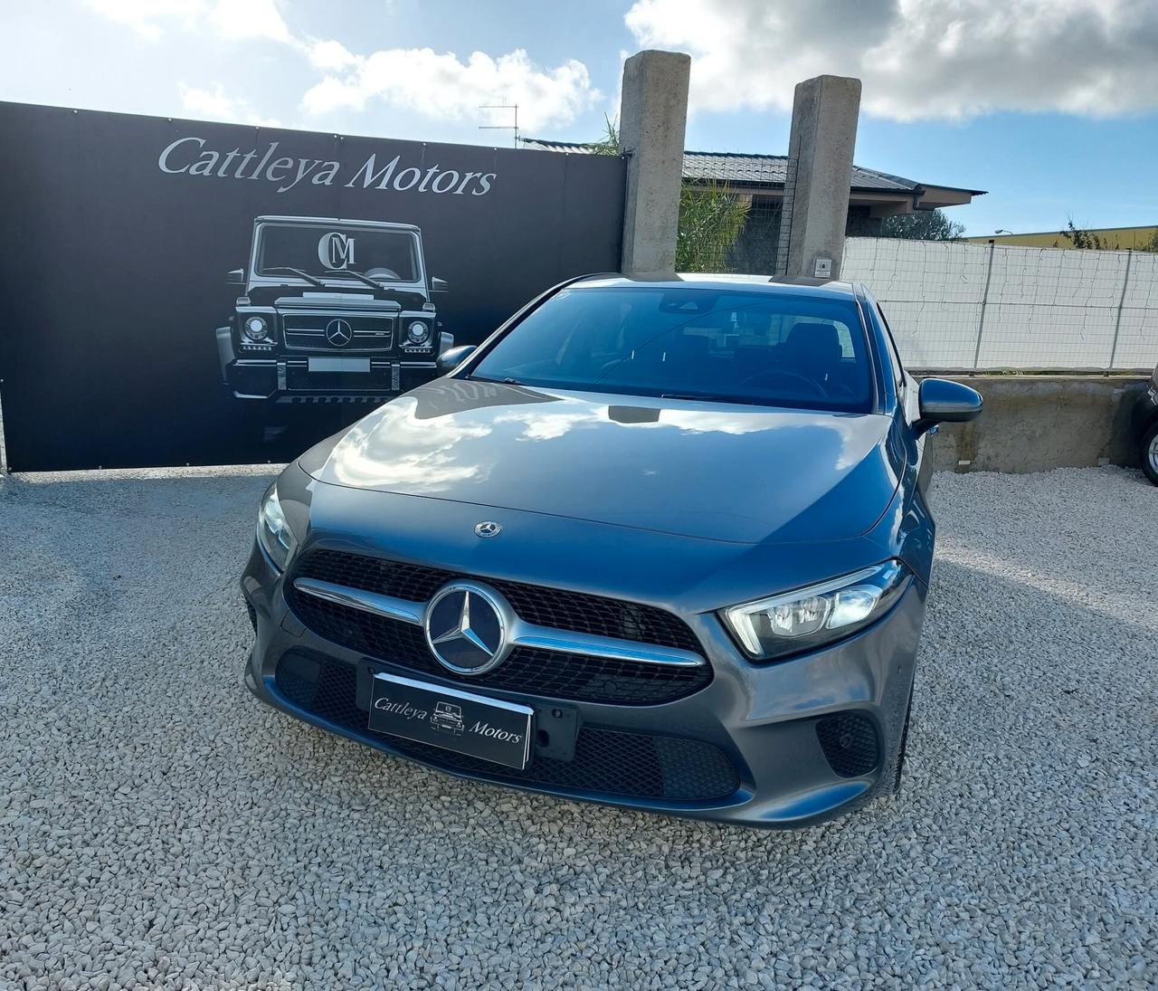 Mercedes-benz A 180 d Sport pelle,led