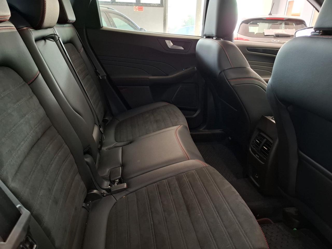 Ford Kuga St-Line Hybrid/Benzina Automatica