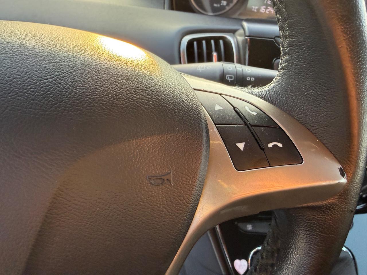 Lancia Ypsilon 1.2 69 CV 5 porte Gold