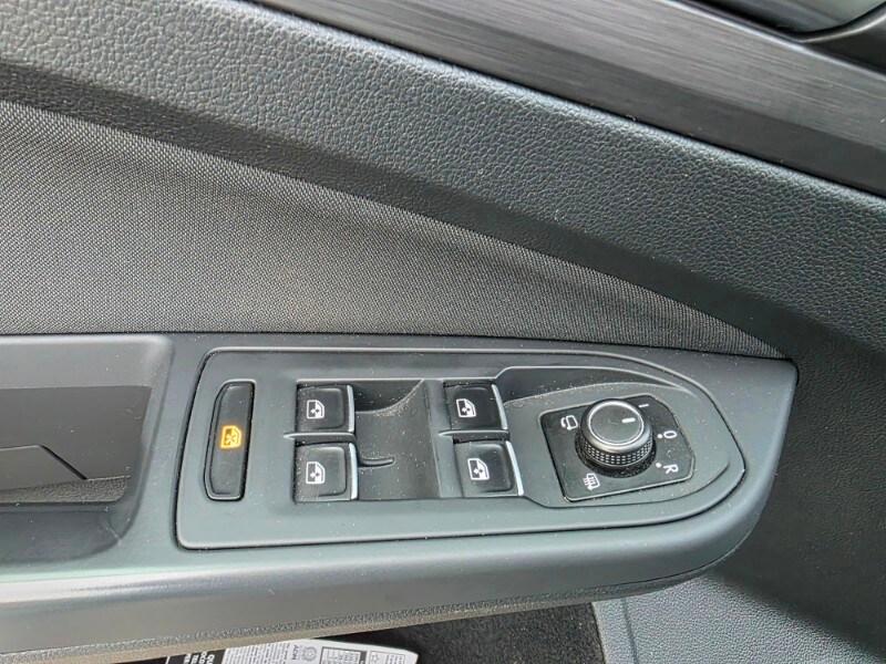 VOLKSWAGEN Golf 8ª serie Golf 1.5 TGI DSG Style