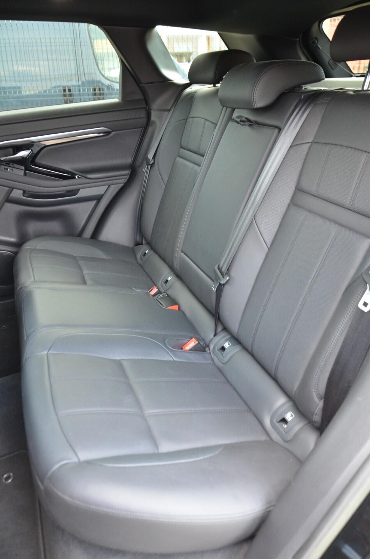 Land Rover Range Evoque 2.0D I4 163 CV AWD Auto R-Dynamic SE