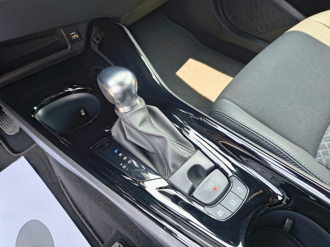 Toyota C-HR *AUTO* 2.0 Hybrid*2023* E-CVT Morebusiness