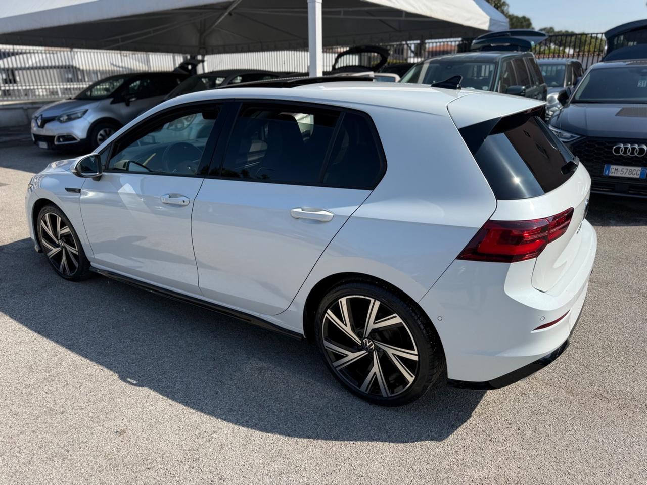 Volkswagen Golf 2.0 TDI 150 CV DSG SCR R-Line Tetto Apri