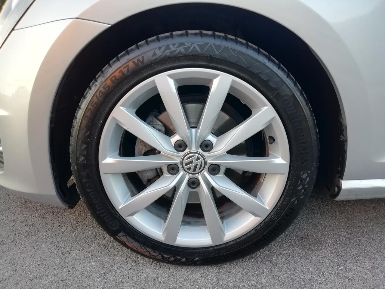 Volkswagen Golf 1.6 TDI 110 CV 5p. Highline BlueMotion Technology "UNICO PROPRIETARIO"