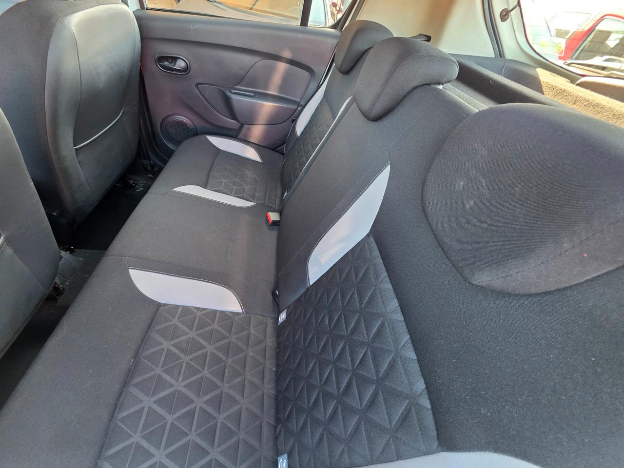 Dacia Sandero Stepway 1.5 dCi 8V 90CV