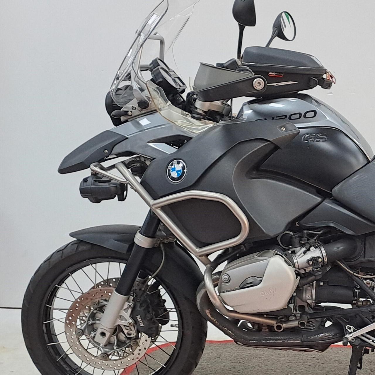 BMW R 1200 GS Adventure TRIS + AKRAPOVIC + OHLINS