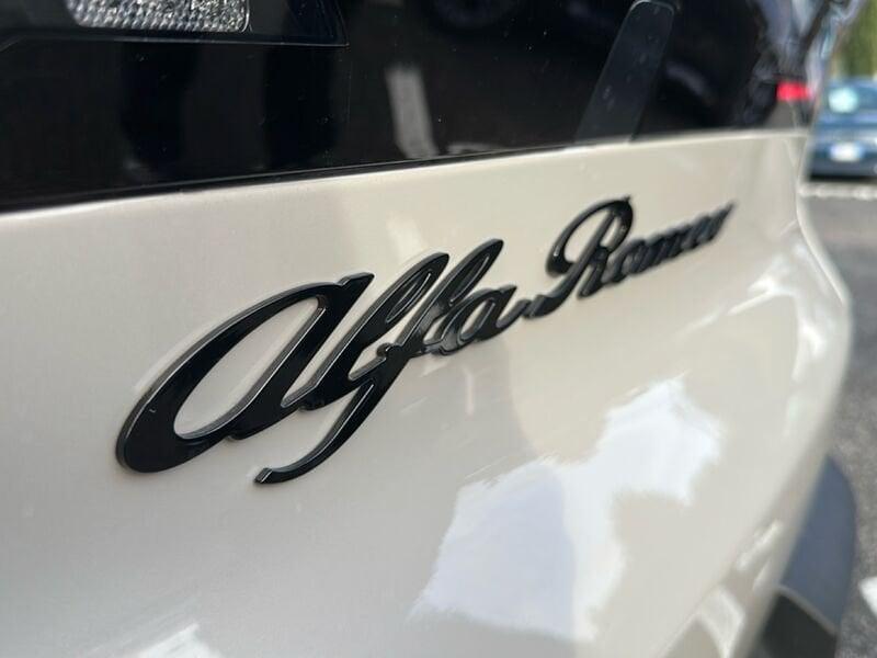 Alfa Romeo Junior 1.2 ibrida 145cv edct6