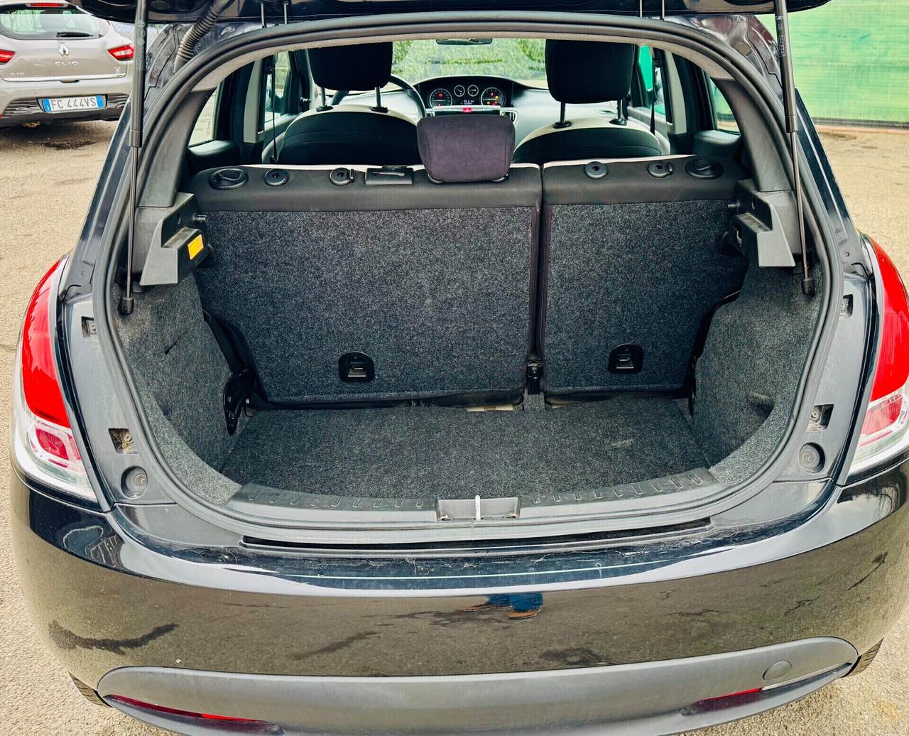 Lancia Ypsilon 1.2 69 CV 5 porte