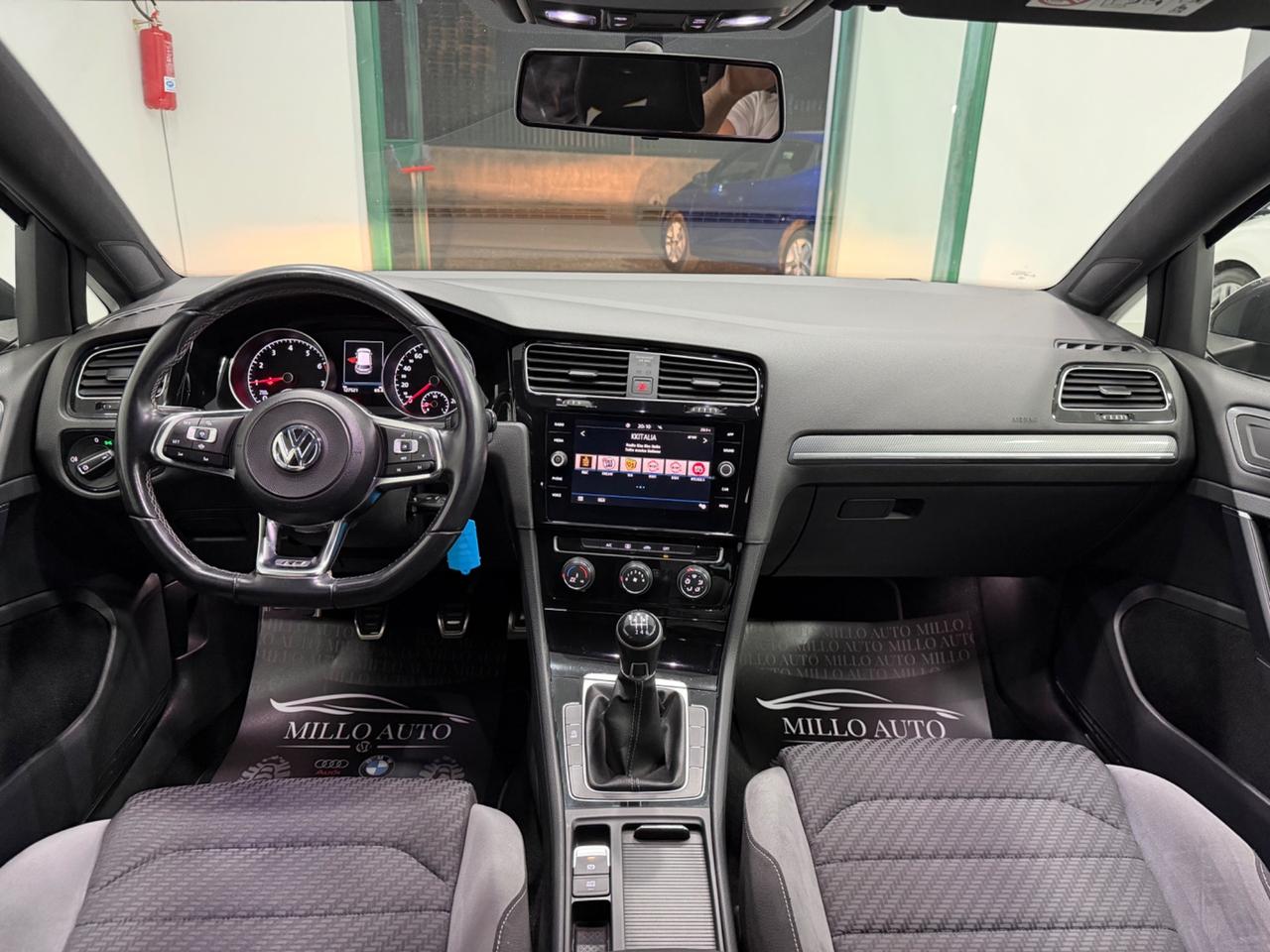 Volkswagen Golf 1.0cc 115cv R-Line